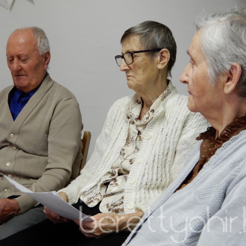 Marika néni 90 éves 40